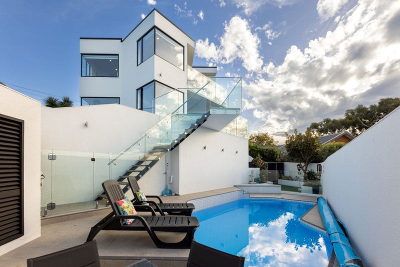 2/60 Moncks Spur Road, Redcliffs, Christchurch - Carousel 1