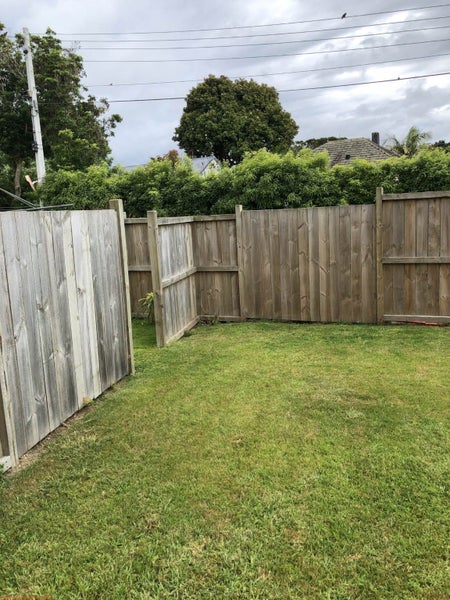 7B Moreland Road, Mount Albert, Auckland - Carousel 7