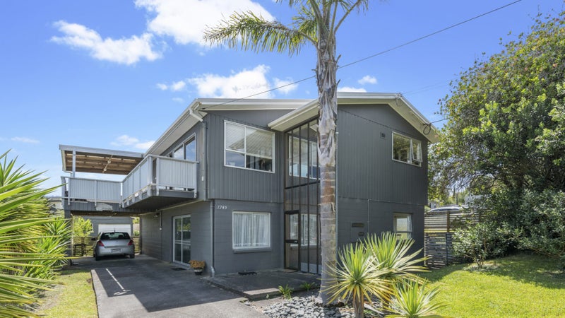 1286 Whangaparaoa Road, Army Bay, Whangaparaoa - Carousel 1