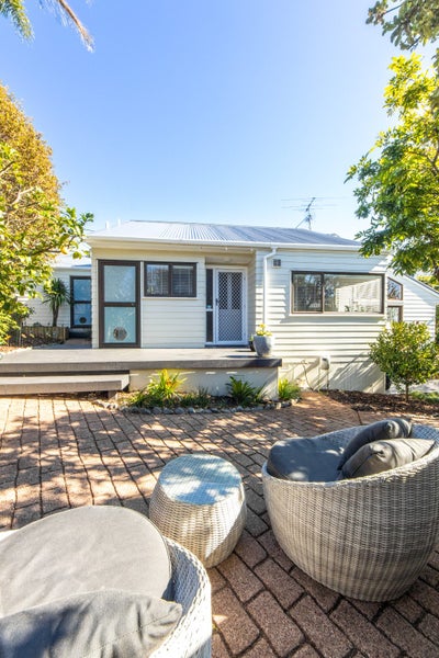 1/7 Barron Drive, Green Bay, Auckland - Carousel 29