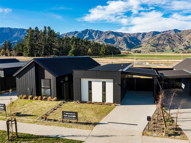 13 Gillespie Street, LAKE HAWEA - Carousel 1