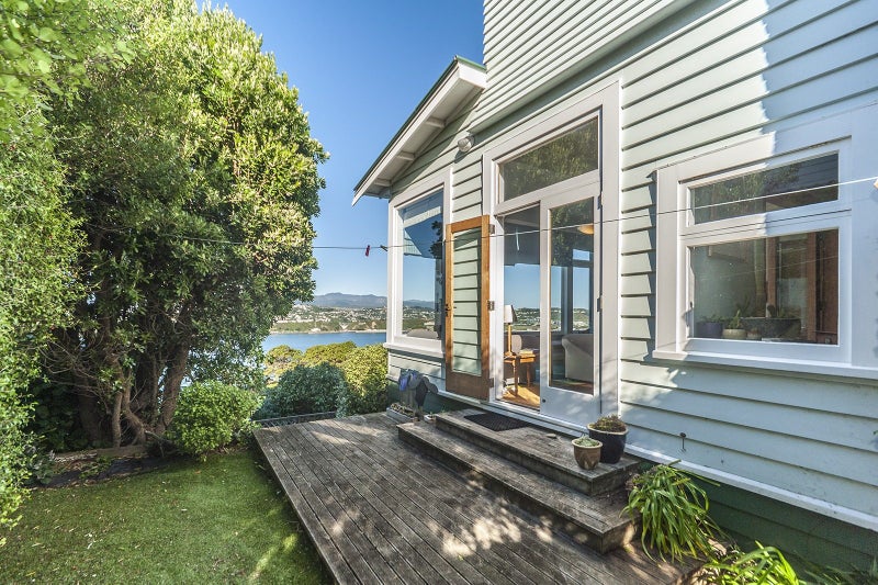 19 Overtoun Terrace, Hataitai, Wellington - Carousel 2