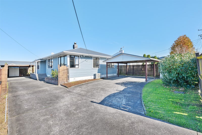 23A Coniston Avenue, Te Atatū South, Auckland - Carousel 1