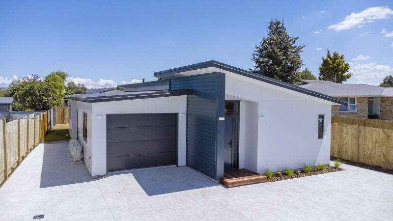 6 Rotokawa Street, Taupo - Carousel 1