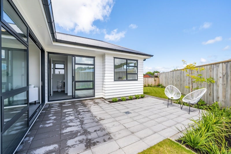 7 Tarata Lane, Avalon, Lower Hutt - Carousel 1