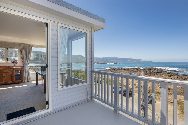 134A The Esplanade, Houghton Bay, Wellington - Carousel 1