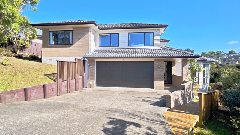 31 Trotting Terrace, Fairview Heights, Auckland - Carousel 1