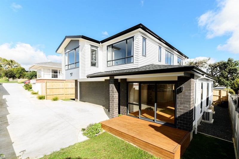 8A Jeff Place, Howick, Auckland - Carousel 1