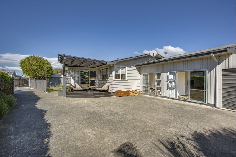 13 Holyrood Street, Taradale, Napier - Carousel 1