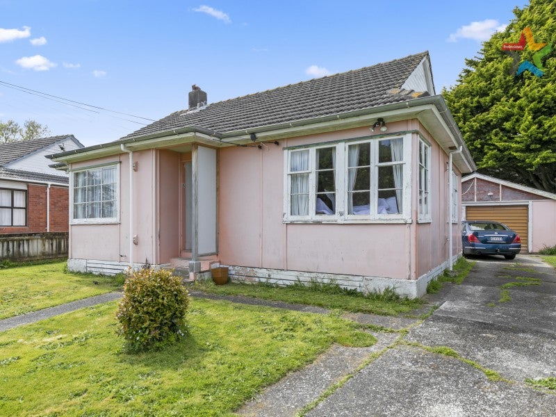 17 Gibson Crescent, Naenae, Lower Hutt - Carousel 2