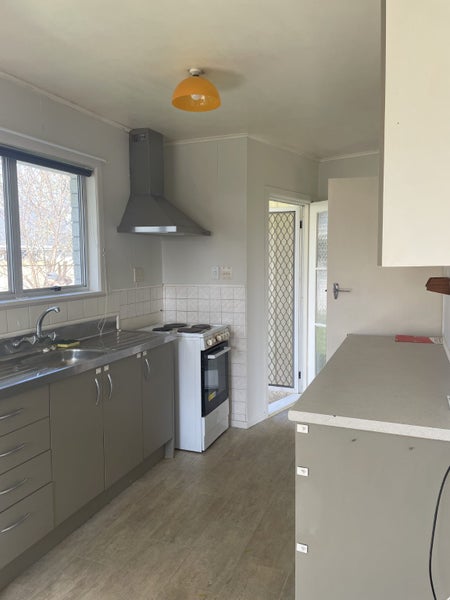 25 Patricia Avenue, Hamilton East, Hamilton - Carousel 2