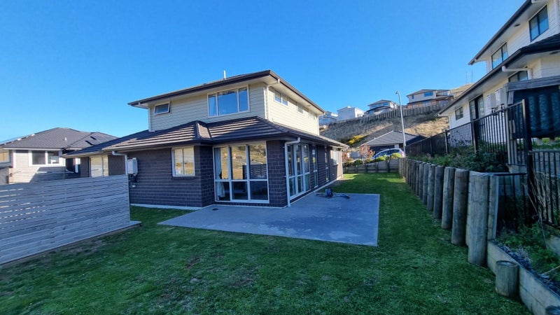 102 Melksham Drive, Churton Park, Wellington - Carousel 11