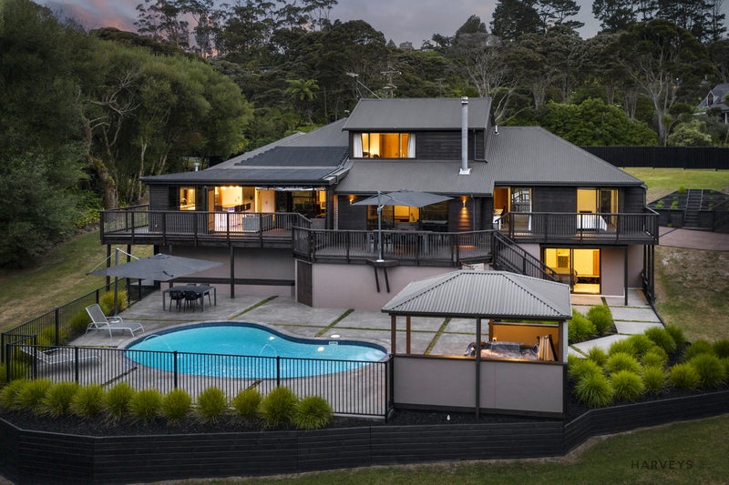 19 Cochran Road, Oratia, Auckland - Carousel 1