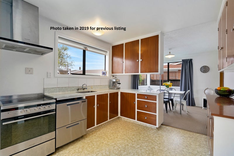 8 Hussar Place, Hoon Hay, Christchurch - Carousel 2