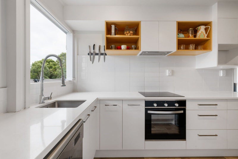 49 Mitcham Avenue, Forest Lake, Hamilton - Carousel 2