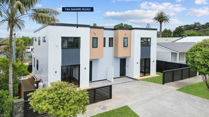 74 Mariri Road, One Tree Hill, Auckland - Carousel 1