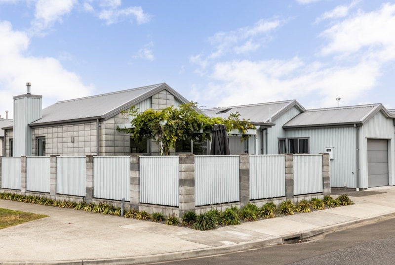 53 Waghorne Street, Ahuriri, Napier - Carousel 1