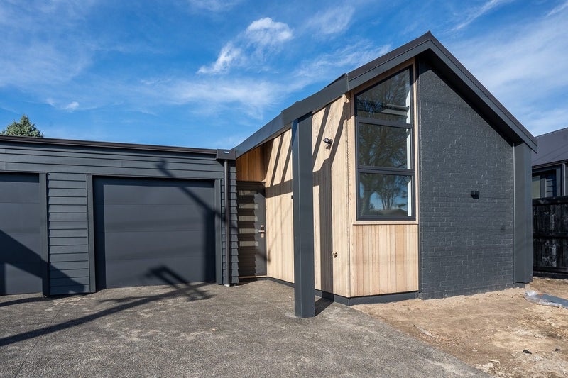 1 Taylor Terrace, St Andrews, Hamilton - Carousel 13