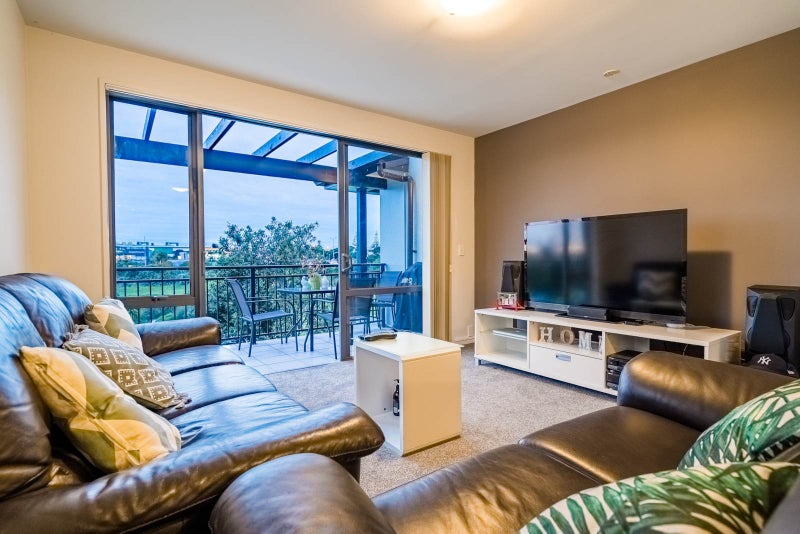 3/19 Waihi Way, East Tamaki, Auckland - Carousel 1