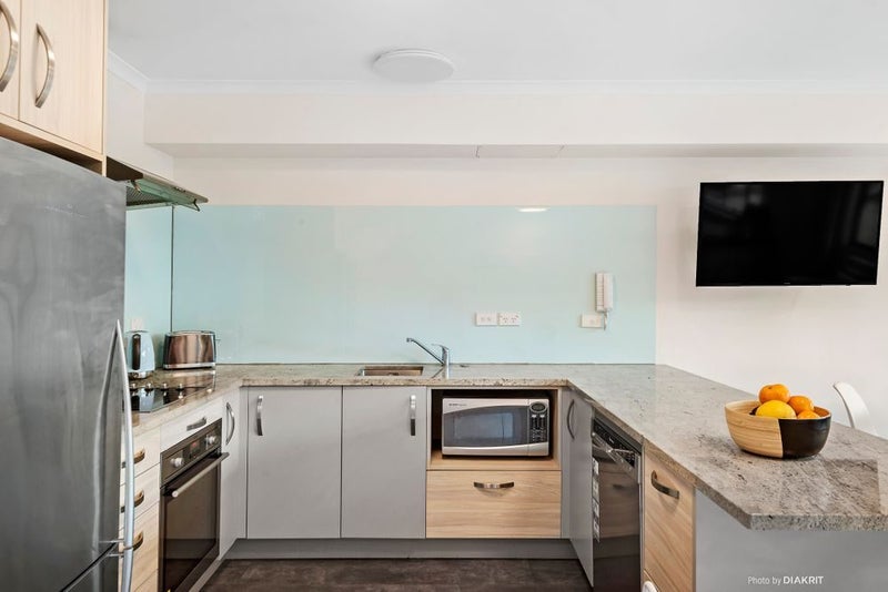 83M Hill Street, Thorndon, Wellington - Carousel 2