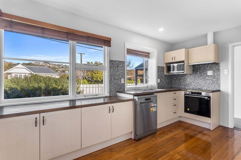 3 Corson Avenue, Beckenham, Christchurch - Carousel 2