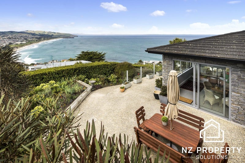 4F Clayton Street, Saint Clair, Dunedin - Carousel 2