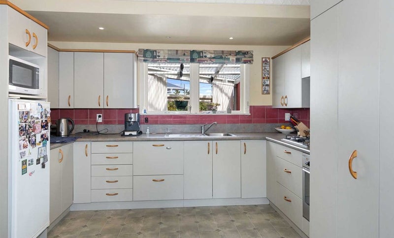 90 Teesdale Street, Burnside, Christchurch - Carousel 2