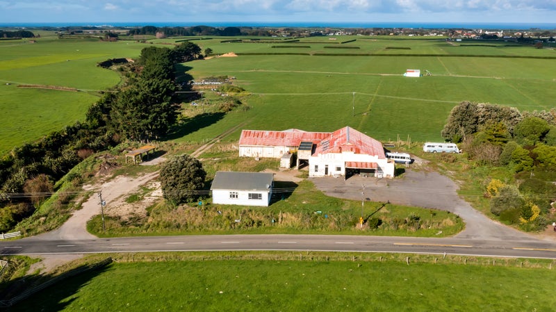 1101 Normanby Road, Hawera - Carousel 2
