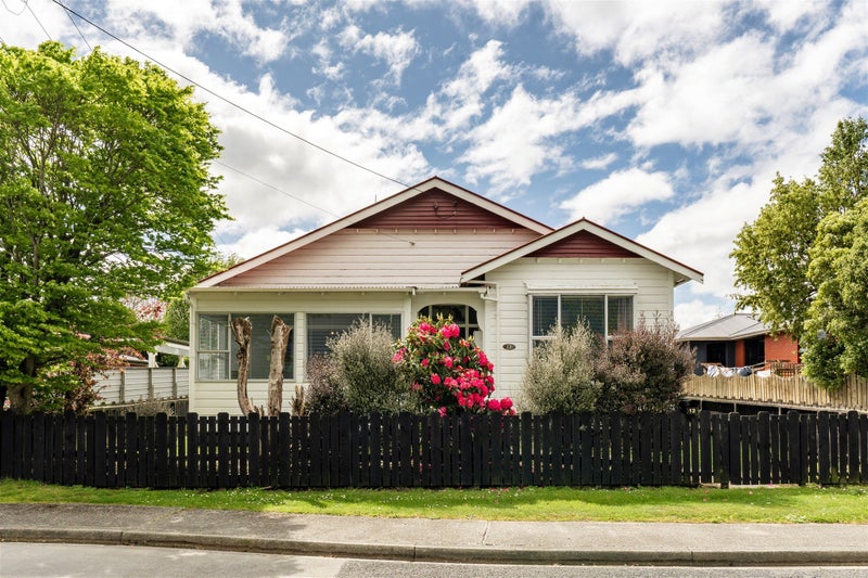 12 Ann Street, Balclutha - Carousel 21
