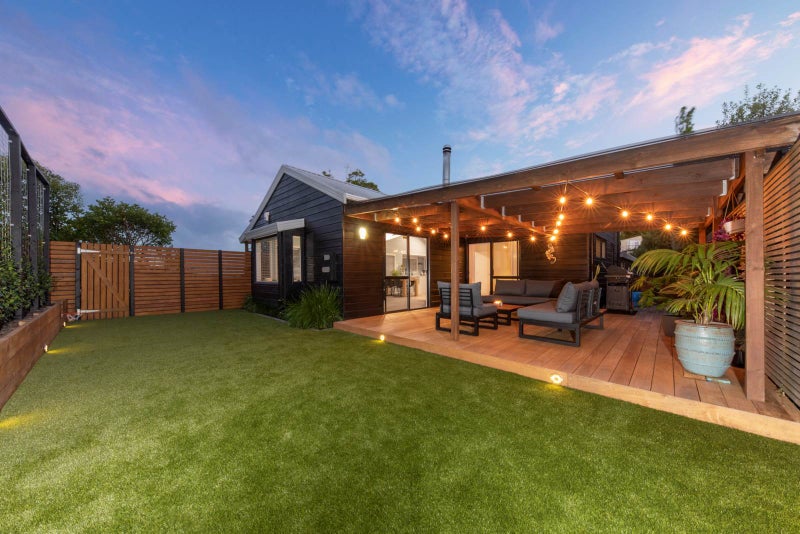 1/41 Fairmount Road, Titirangi, Auckland - Carousel 1