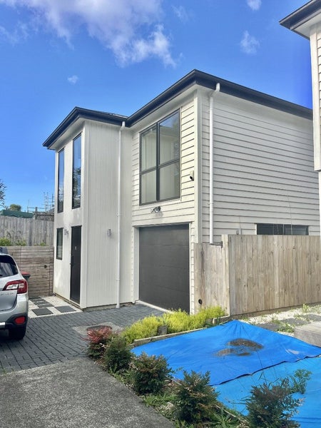 26C Bentleigh Avenue, New Windsor, Auckland - Carousel 1