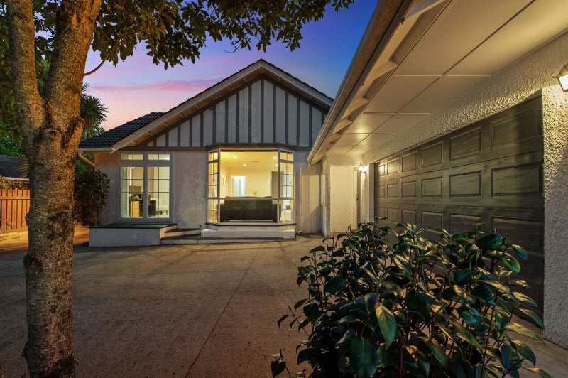 24 High Street, Glenholme, Rotorua - Carousel 27