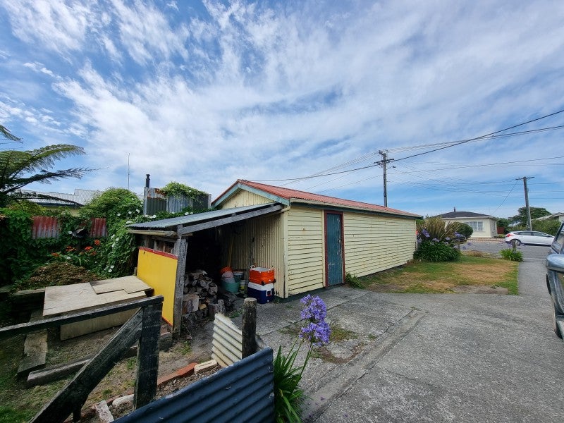 3 Robinson Street, Blaketown, Greymouth - Carousel 15