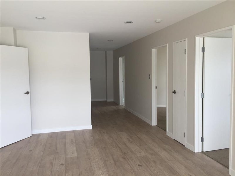 49 Travis View Drive, Fairview Heights, Auckland - Carousel 13