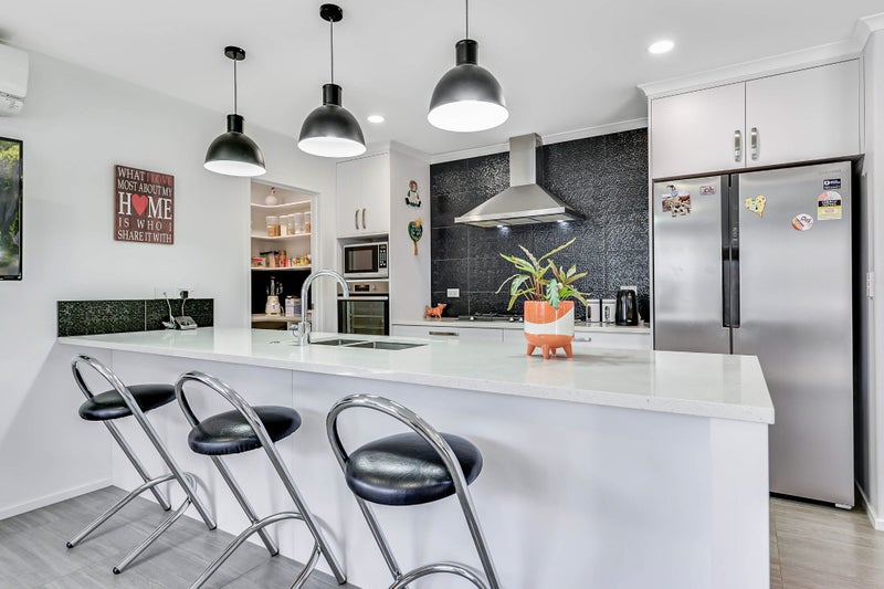 8 Carlingford Rise, Dinsdale, Hamilton - Carousel 50