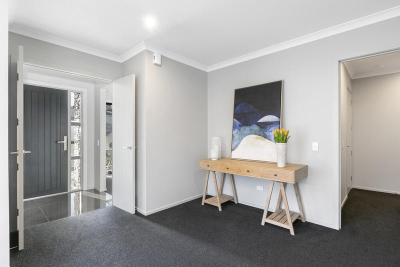 16 Kempthorne Place, Wakari, Dunedin - Carousel 2