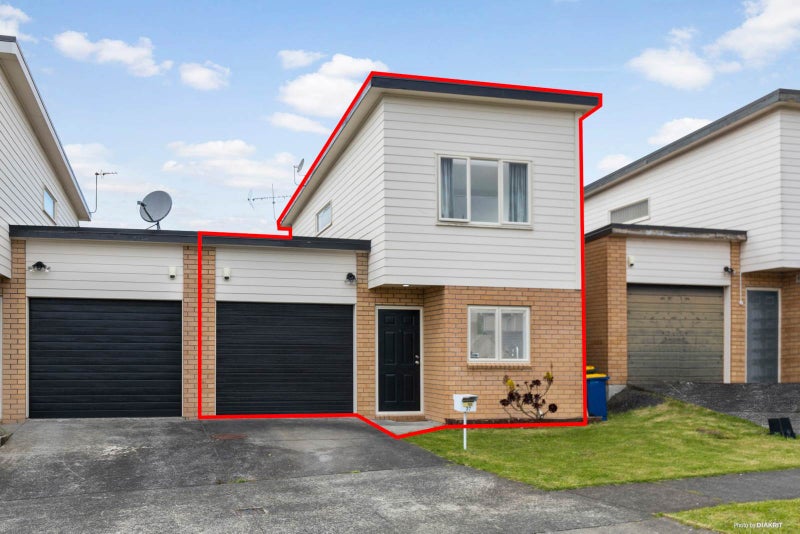 37 Brashier Circle, Sunnyvale, Auckland - Carousel 1