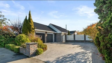15 Arkwright Place, Halswell, Christchurch - Carousel 1