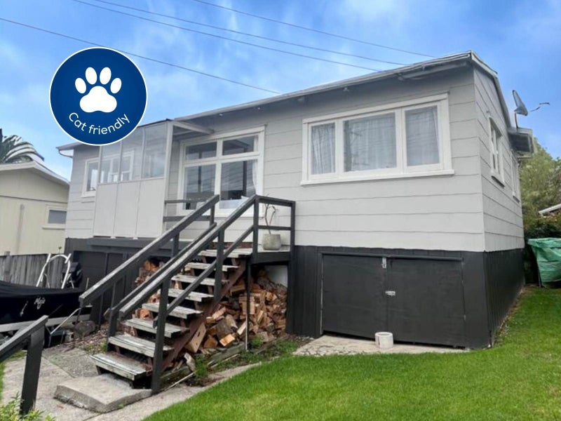 147 Vipond Road, Stanmore Bay, Whangaparaoa - Carousel 1