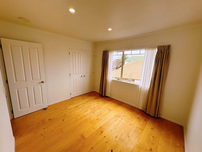 18 Trovare Place, Golflands, Auckland - Carousel 11