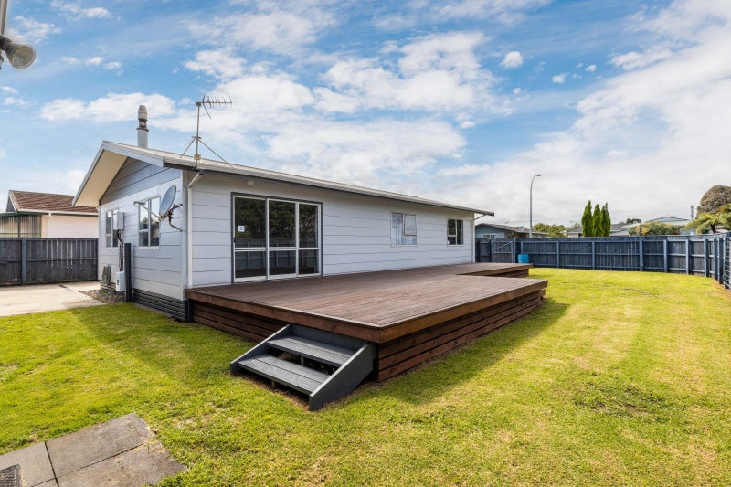41 Lantana Avenue, Bell Block, New Plymouth - Carousel 1