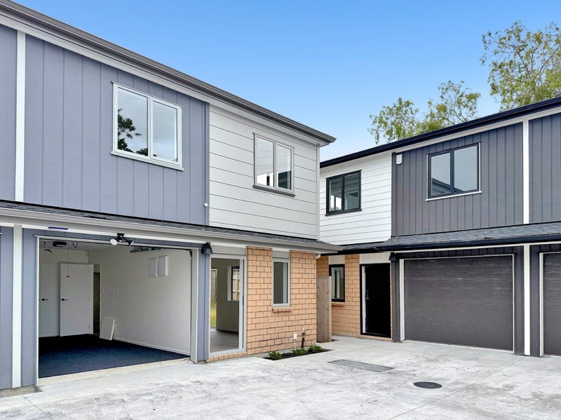 17C Martin Place, Kelston, Auckland - Carousel 19