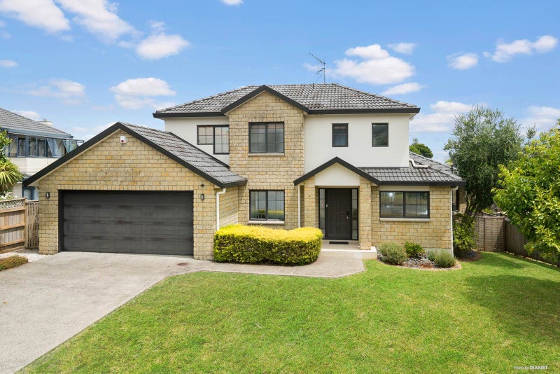 4 Maidstone Place, Oteha, Auckland - Carousel 1