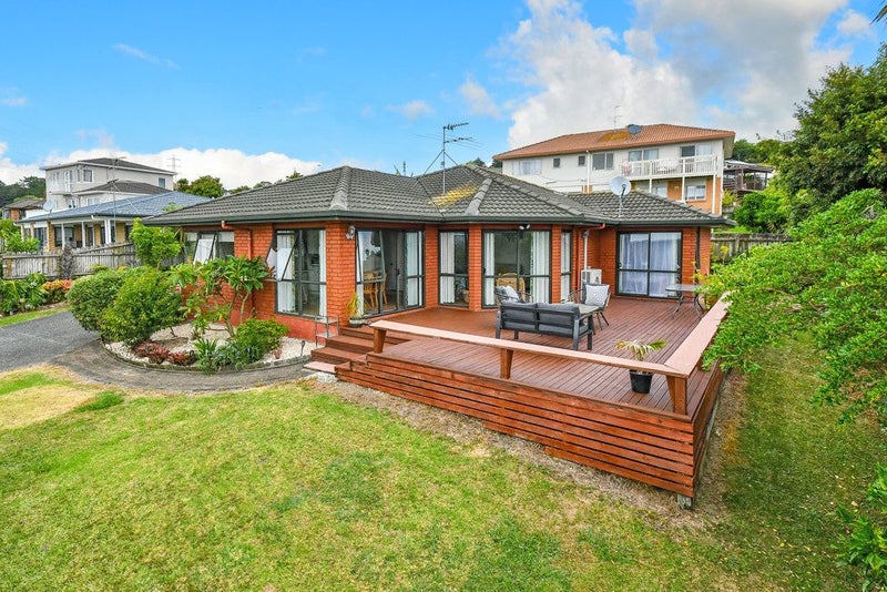 10 Kylie Court, Clover Park, Auckland - Carousel 1