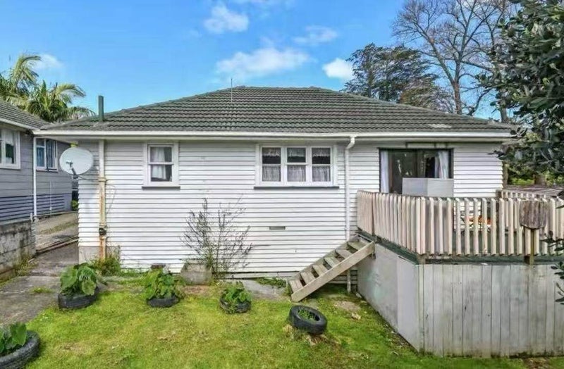 50 Bairds Road, Otara, Auckland - Carousel 1