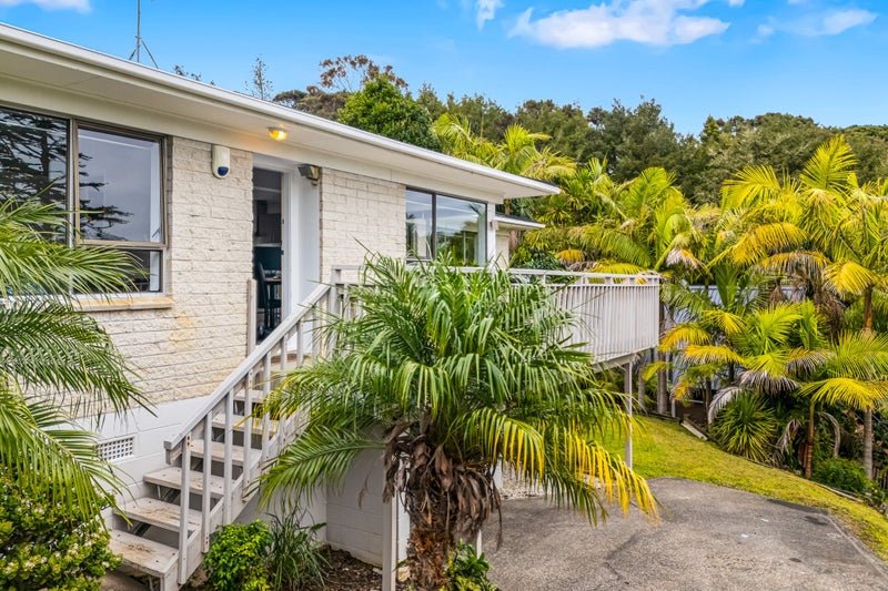 2/18 Simon Ellice Drive, Bayview, Auckland - Carousel 1