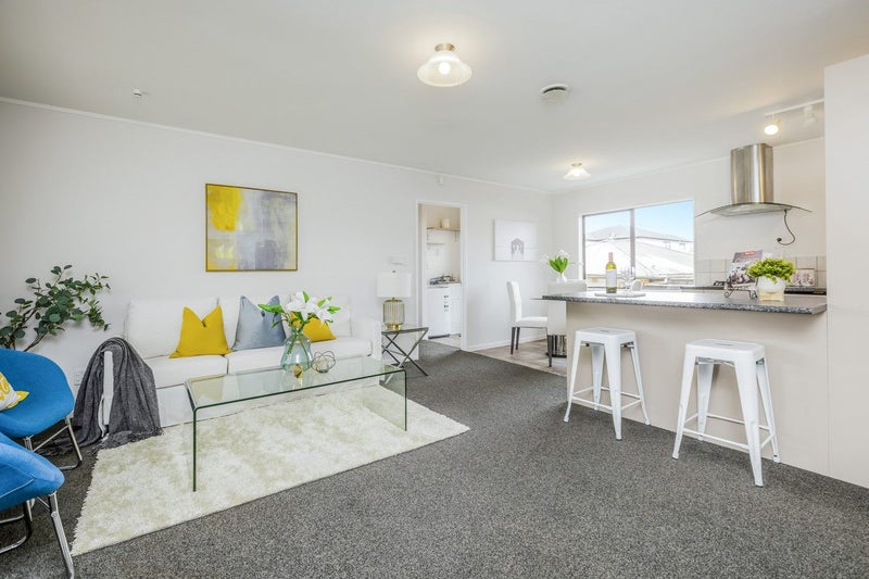 2/6 Wayne Drive, Mangere, Manukau - Carousel 2
