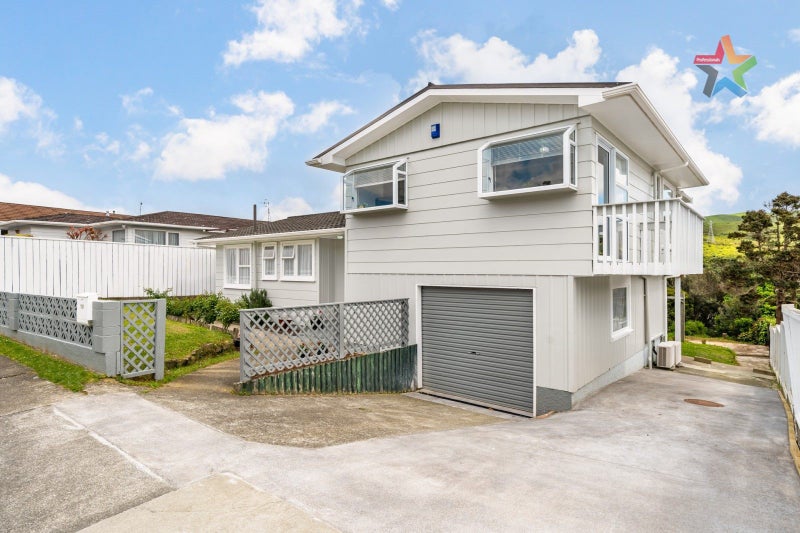 131 Major Drive, Kelson, Lower Hutt - Carousel 2