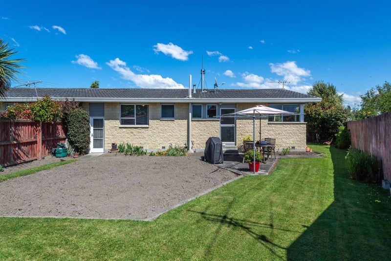 2/6A Chipping Lane, Redwood, Christchurch - Carousel 16
