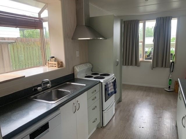 20A Carlton Street, Bellevue, Tauranga - Carousel 1